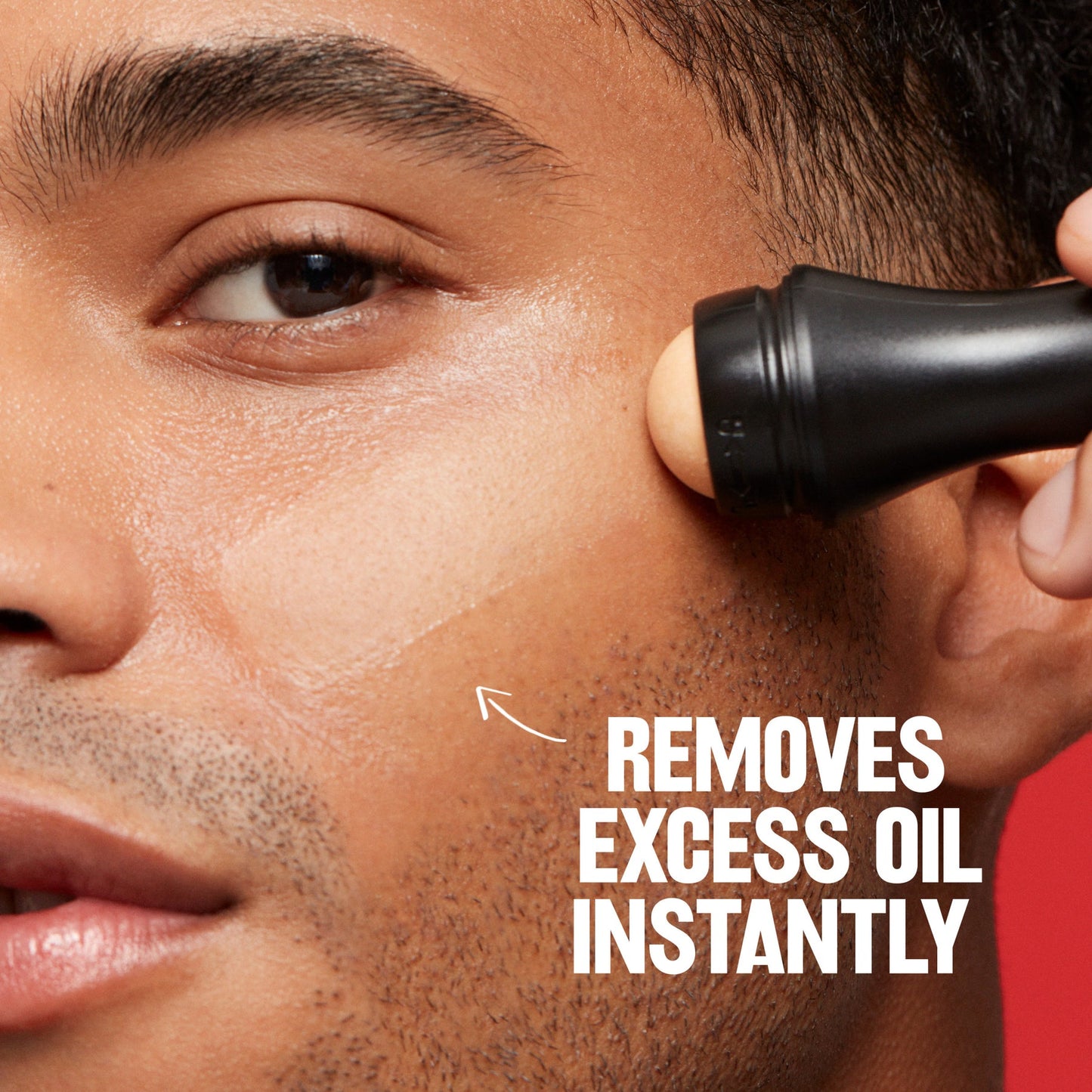 REVLON Oil-Absorbing Volcanic Roller