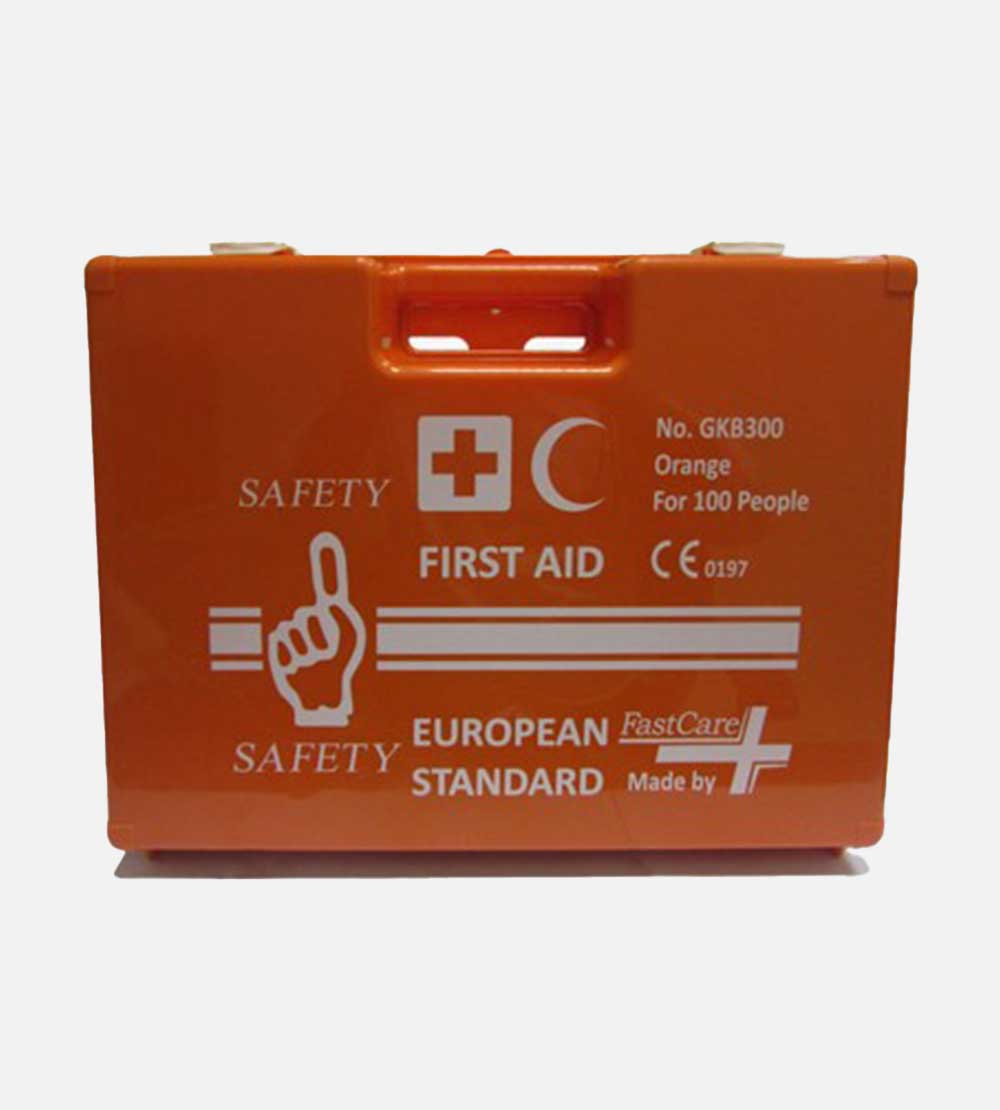 FIRST AID KIT 100 PCS TRI