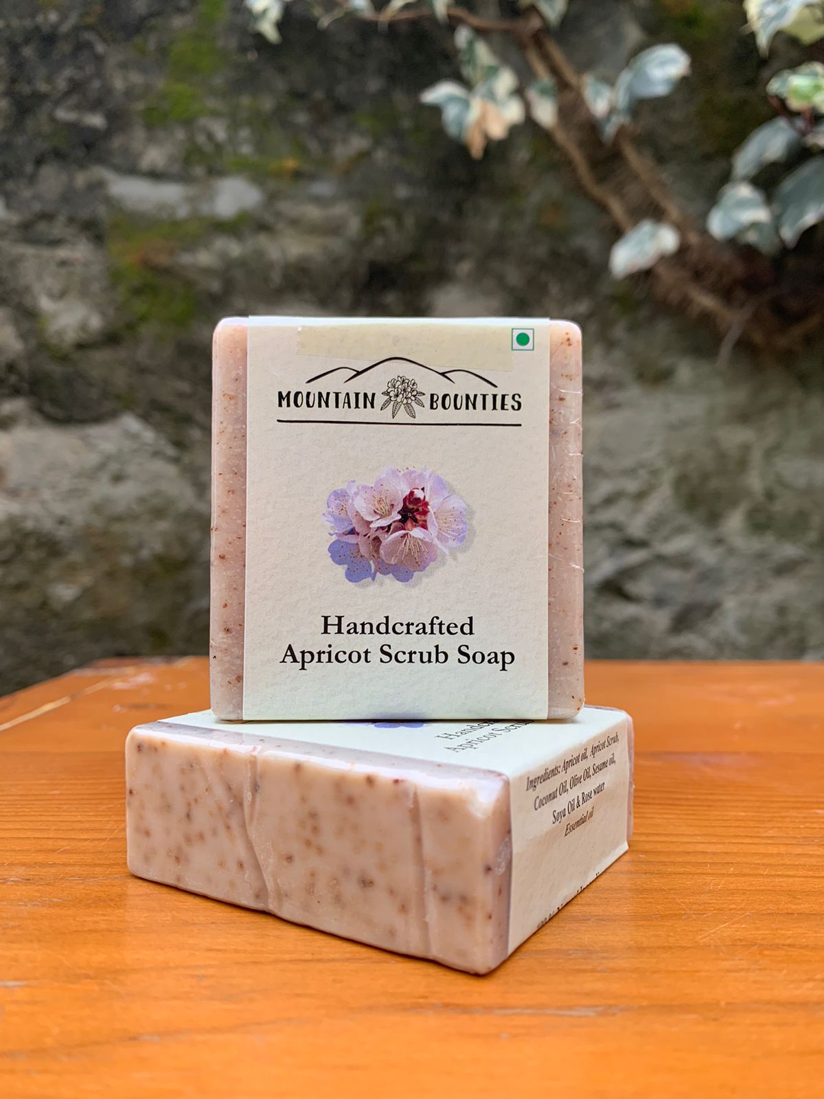 HOLLYWOOD SOAP APRICOT 3OZ