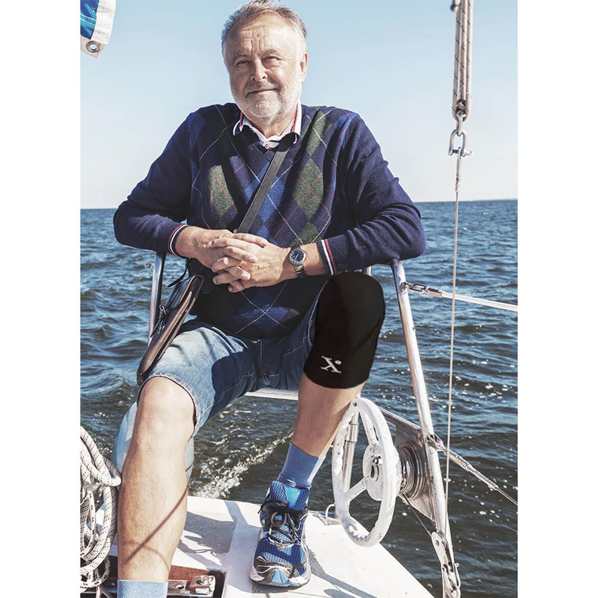 KNEE NUFABRX MED INF PAIN RLF SLEEVE