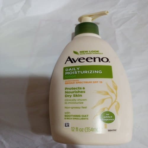 AVEENO DAILY MOI LOT SPF15 12z