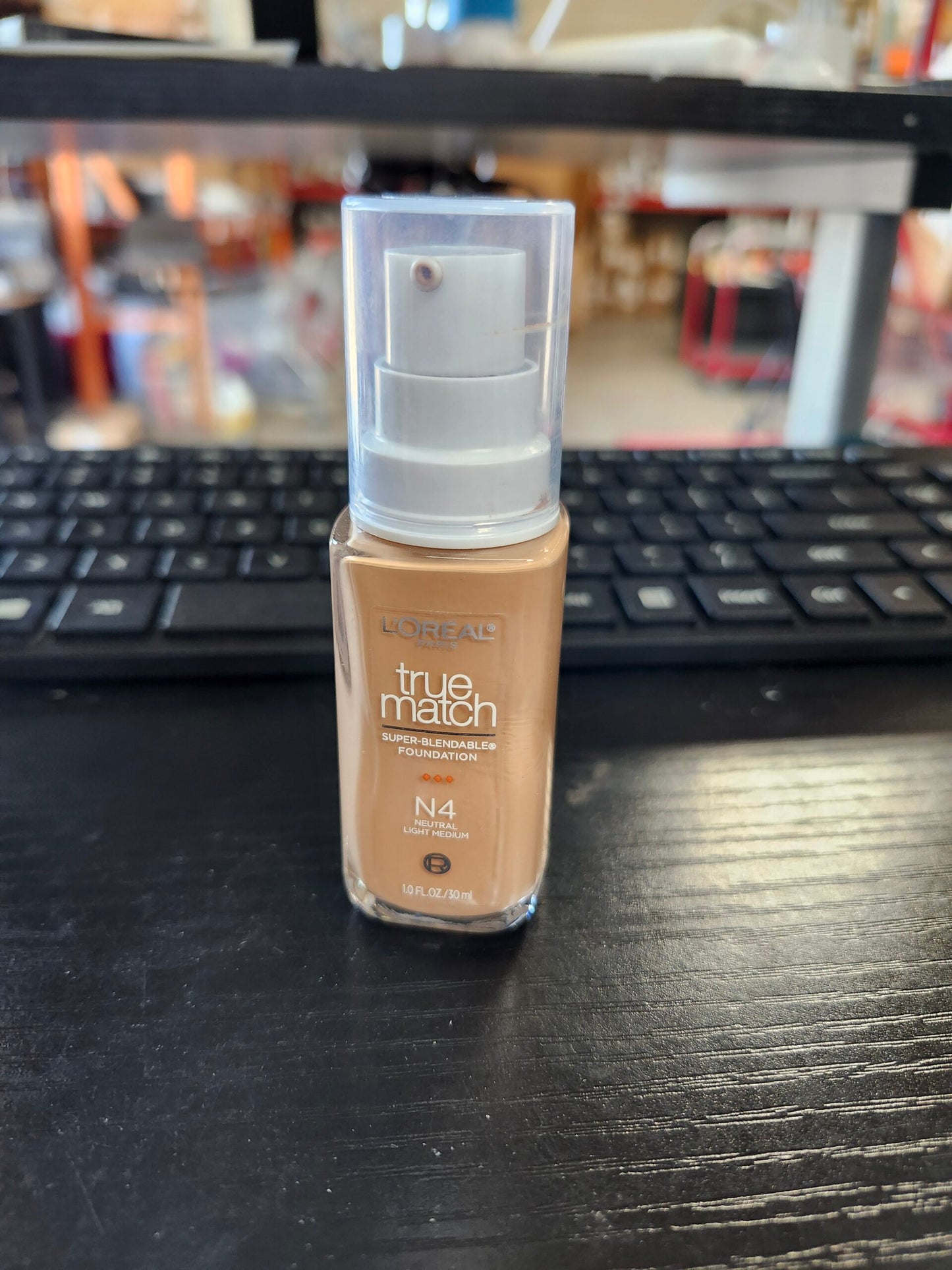 L'ORÉAL PARIS True Match Super-Blendable Foundation, Medium Coverage, N4, Light Medium, 1 fl. oz.