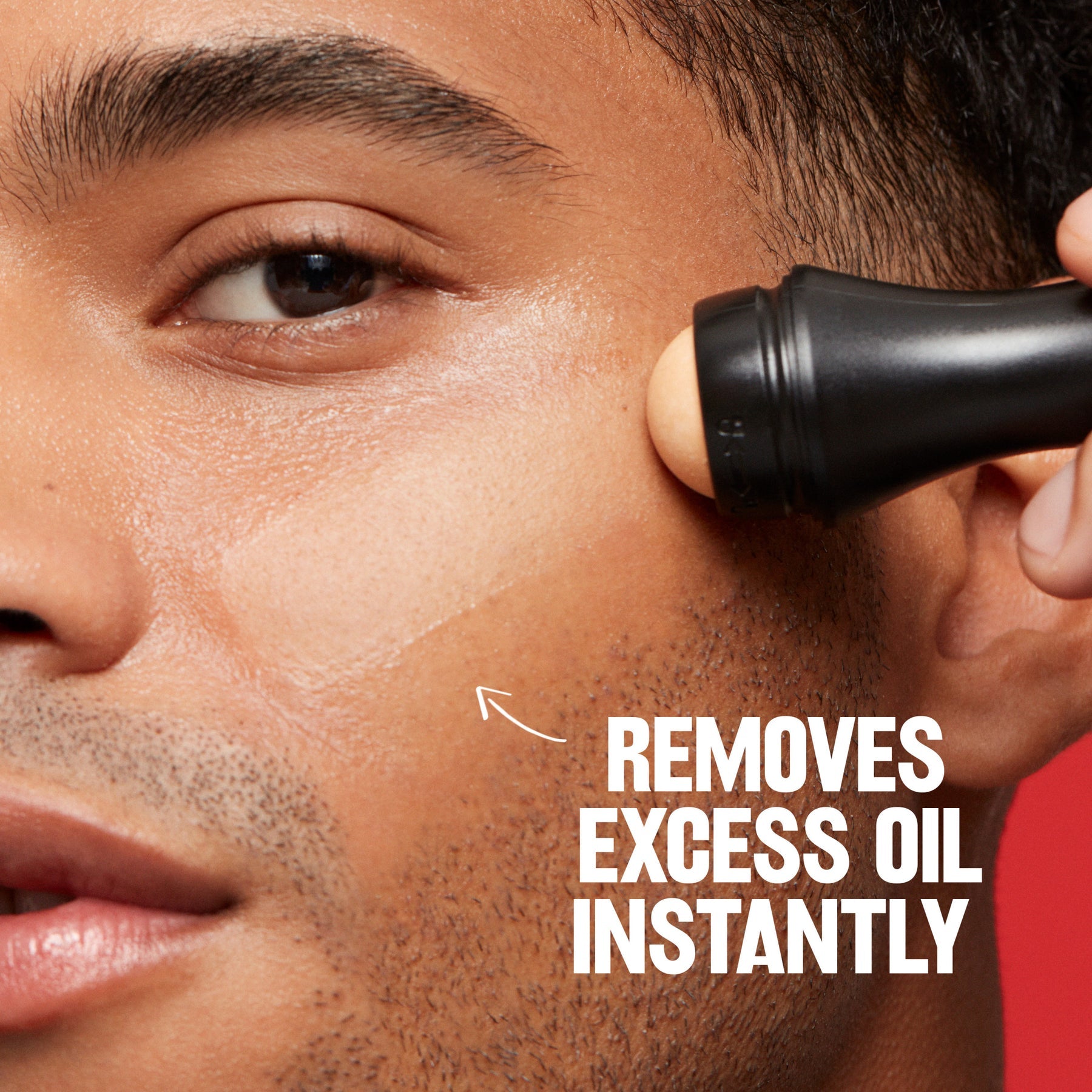 REVLON Oil-Absorbing Volcanic Roller