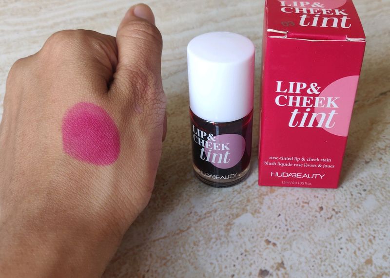 2-IN-1 LIP & CHEEK STAIN ROSE