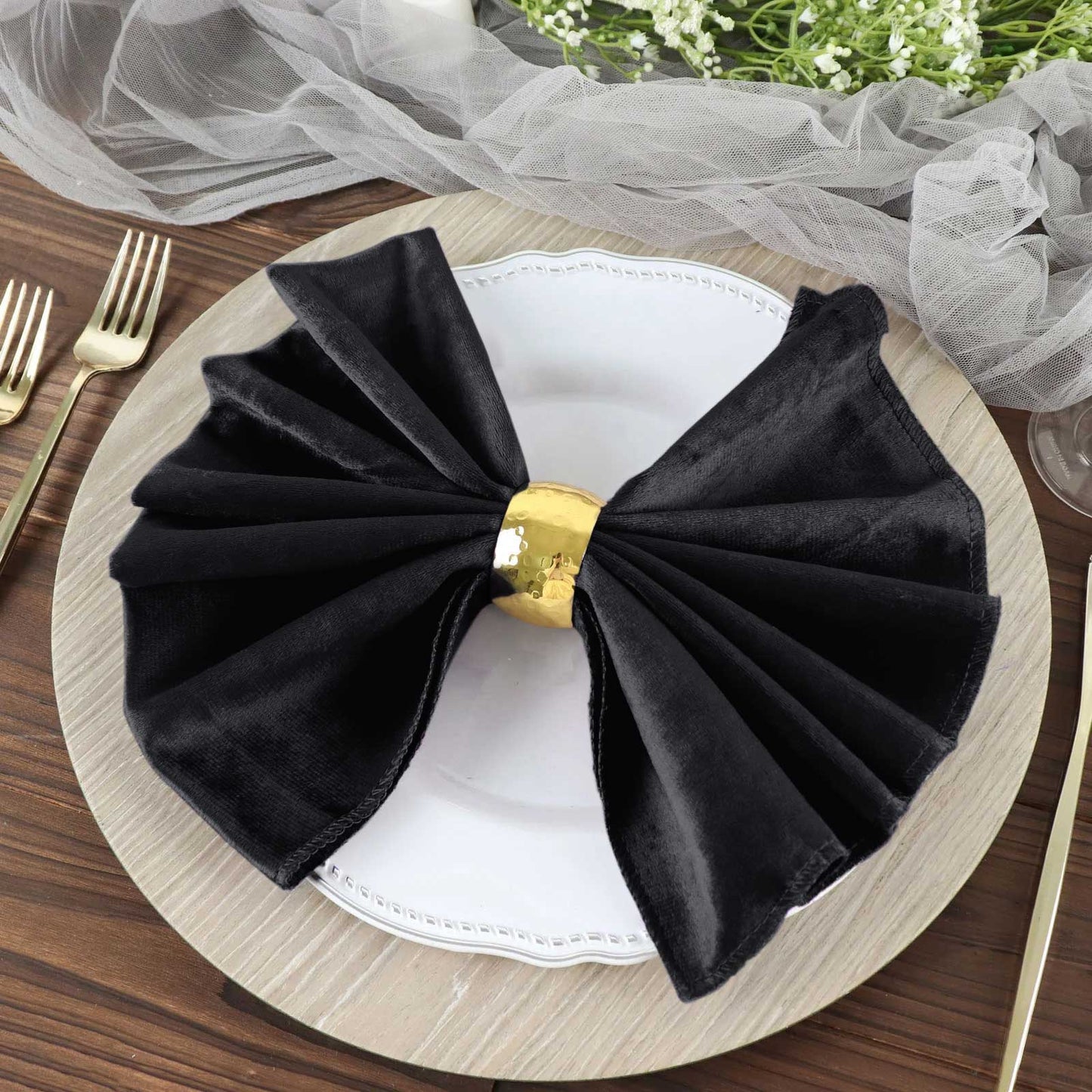 SENSATIONS Dinner Napkins - Black Velvet, 40 count