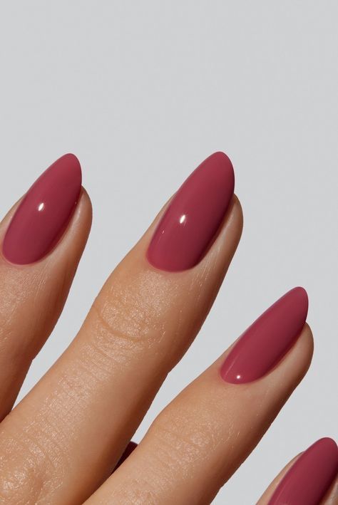 essie salon-quality nail polish, vegan, odd squad, neutral, mismatch to match, 0.46 fl oz
