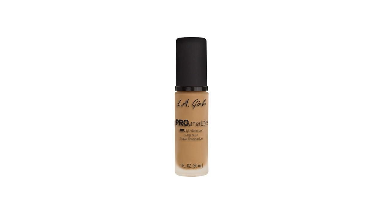 L.A. Girl PRO Matte Foundation Beige, 1 fl oz