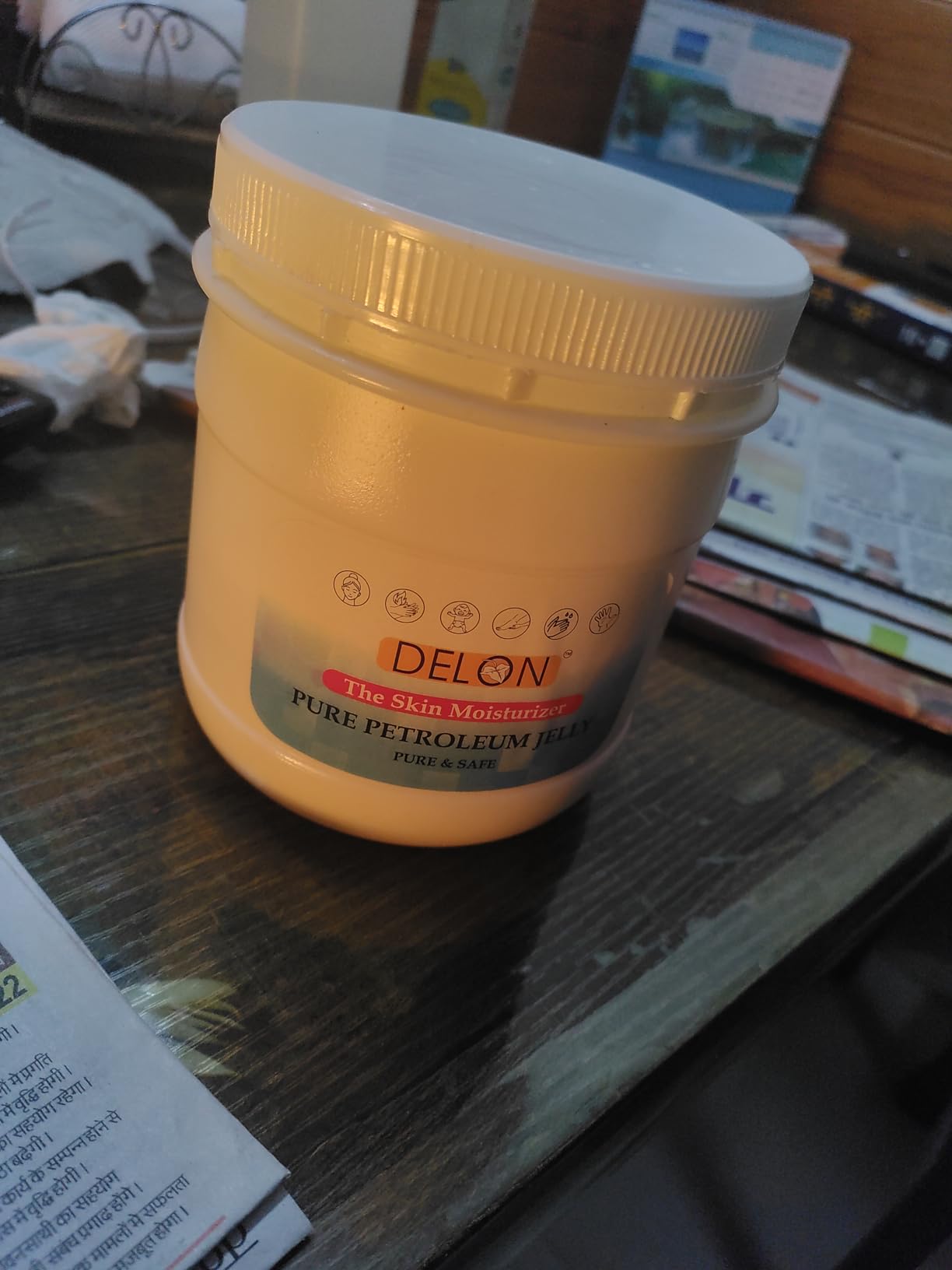 DELON PETROLEUM JELLY       6z