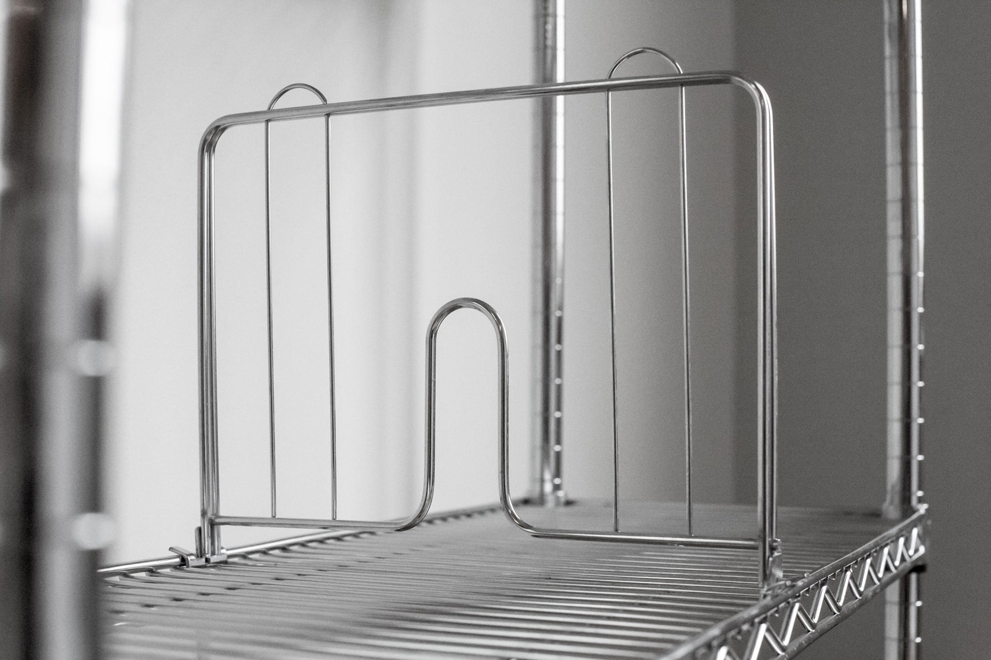 SHELF DIVIDER 12" SSTEEL 6 CT DS