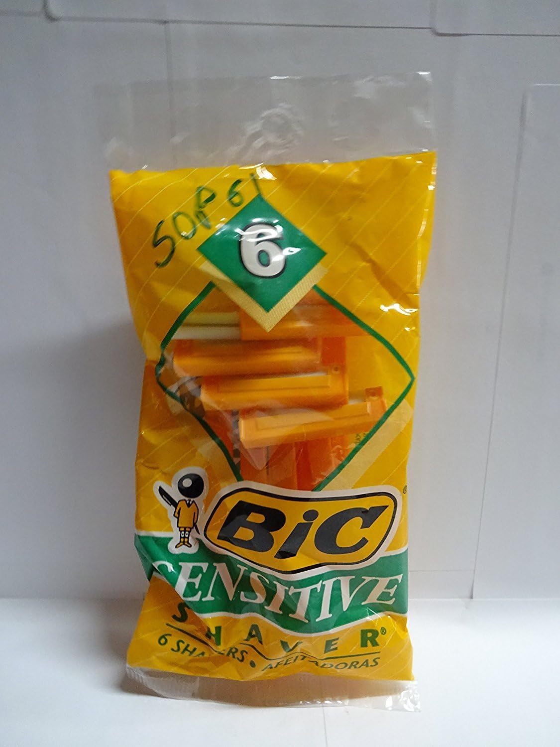 BIC SHAVER 12X6 SENSITIVE