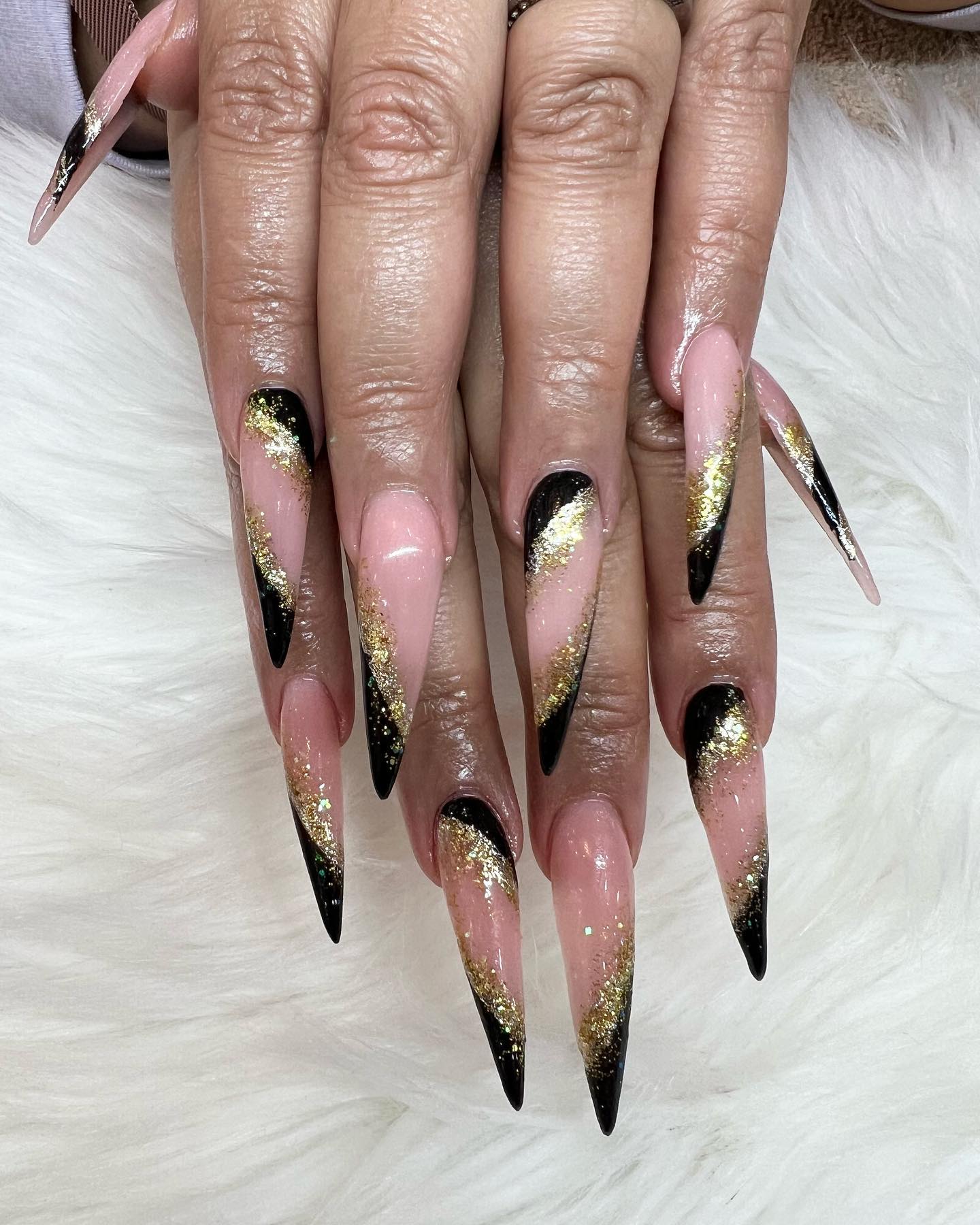 LAC LAVISH NAILS HIGHLIFE