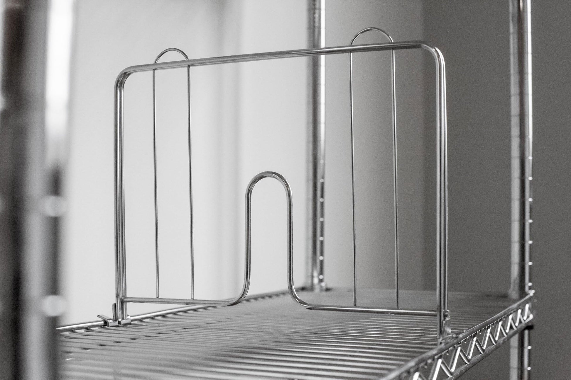 SHELF DIVIDER 24" CHROME 6 CT DS