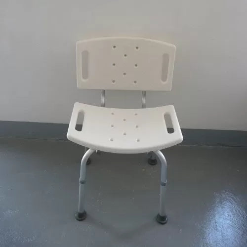 BATH BENCH EQ W/ BACK DSHP
