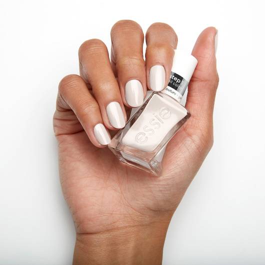 Essie Nail Color Vernis 136 First Fitting