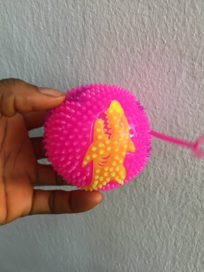 FLASHING SPIKY BALL