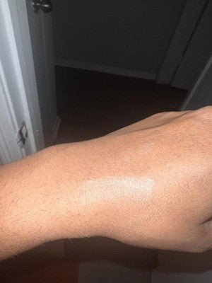 L'ORÉAL PARIS Infallible Longwear Up to 24HR Powder Highlighter, 005 Icy Gold, 0.31oz