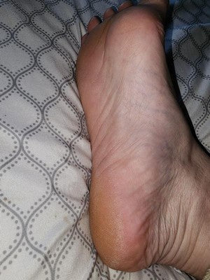 HOLLER AND GLOW Pedi Superstar Peeling Glycolic Acid Foot Mask