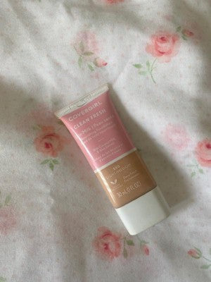 COVERGIRL Clean Fresh Skin Milk Foundation Dewy Finish - 510 Porcelain