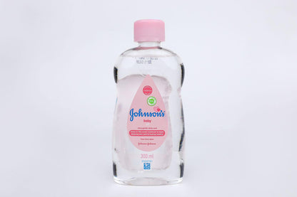 Johnsons Baby Oil 3oz (8in) .
