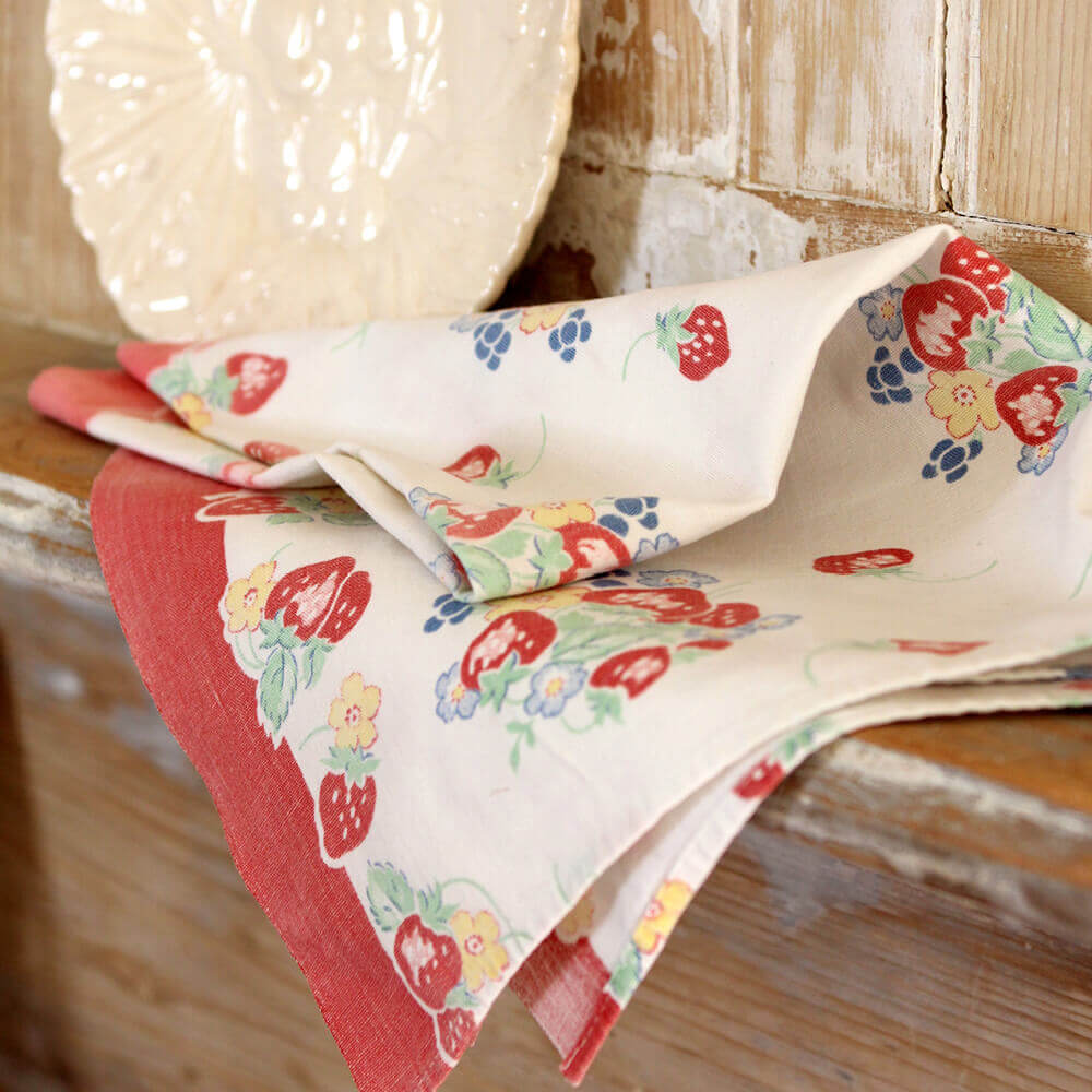 MUkitchen Kitchen Towel - Strawberry