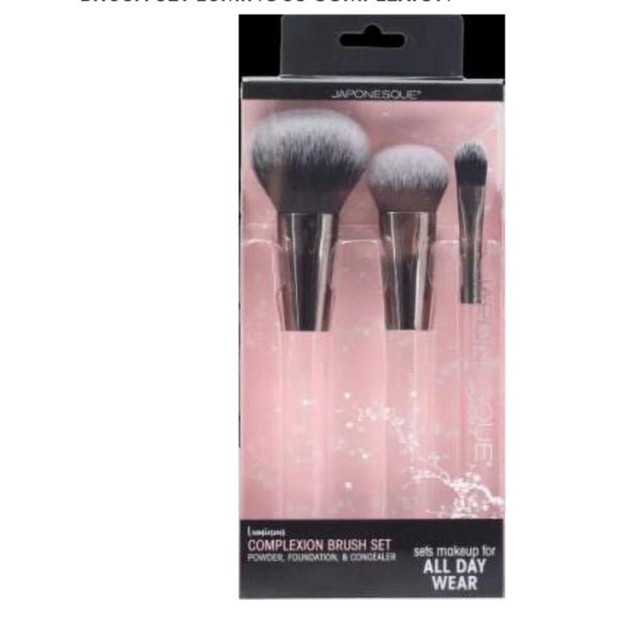 BRUSH SET LUMINOUS COMPLEXION