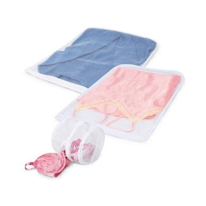 Pro Mart  Intimate Wash Bag with Safety Zipper, 3 count