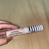 COVERGIRL TruBlend Undercover Full Coverage Concealer - M200 Warm Beige