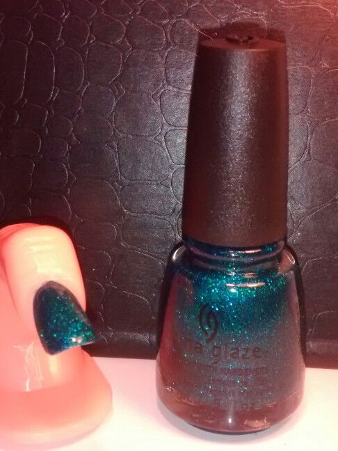 china glaze Nail Lacquer, Matte Finish - Give Me The Green Light
