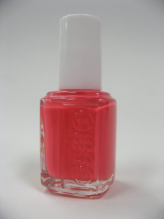 essie Salon-Quality Vegan Nail Polish, 686 Cute as a Button, 0.46 fl oz