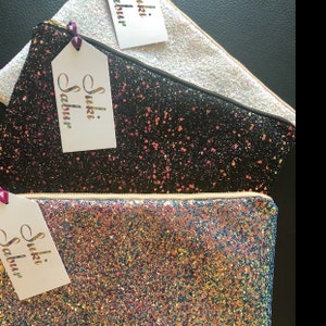 K&M Accessories Iridescent and White Bride Clutch Set