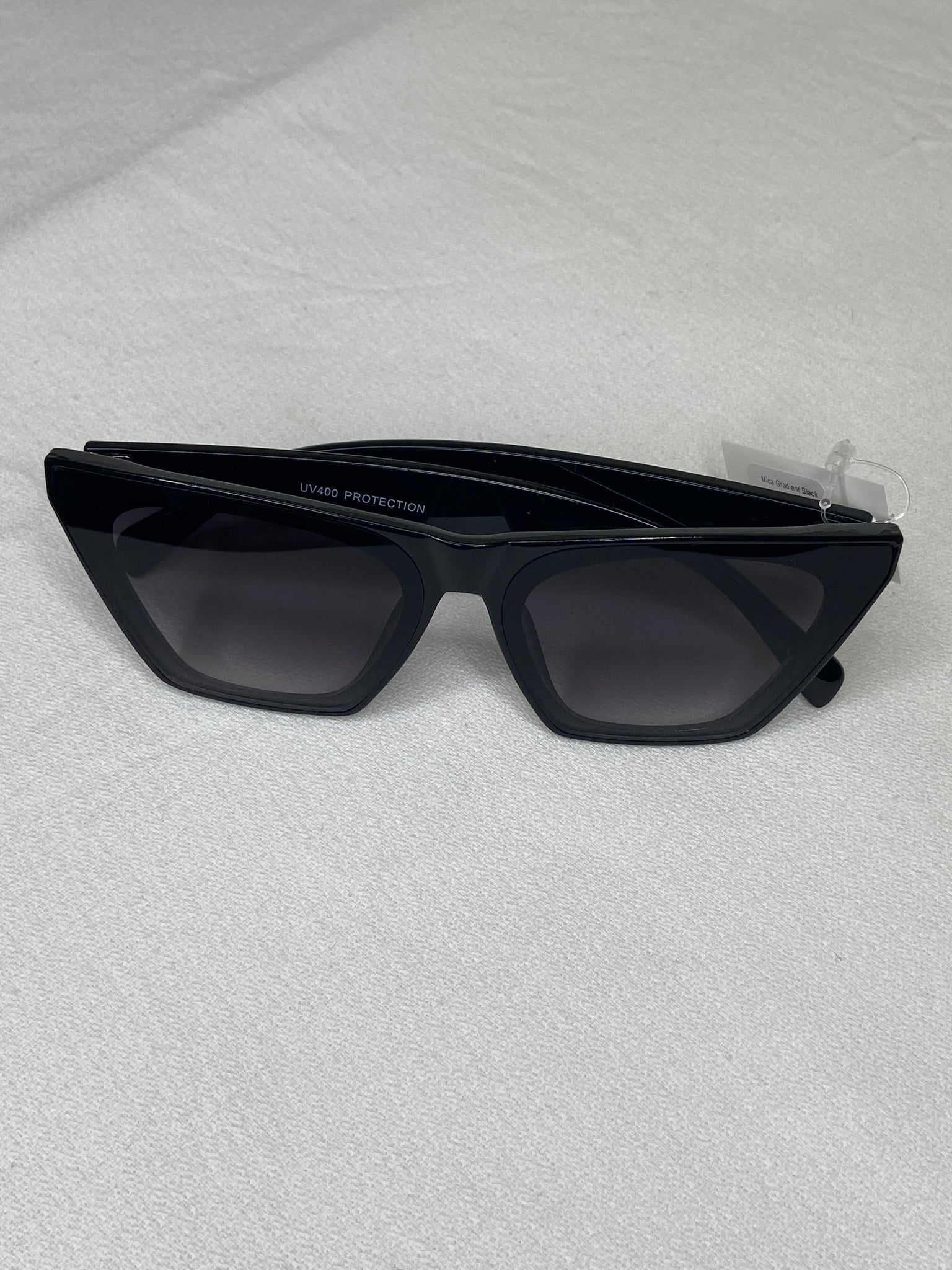 Nailene Gel Shine Black Sunglasses, 77147 - 28 Pc