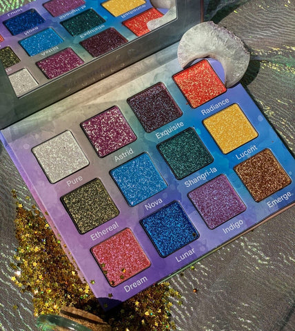 EYESHADOW PLT UNEARTHED
