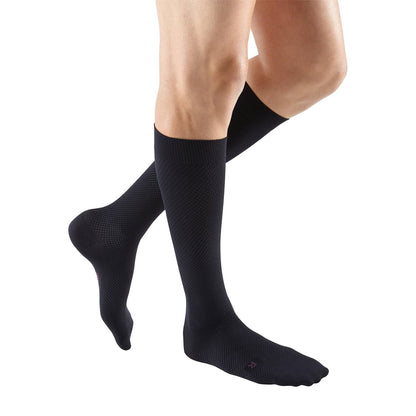 GNP SOCK MEN KNEE 15-20MMHG BLACK LG