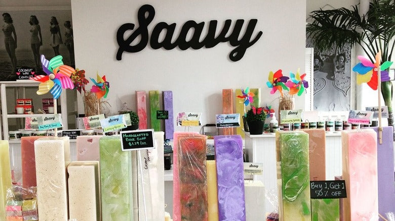 SAAVY NATURALS SOAP,HNDCRFTD,TAHTN VAN