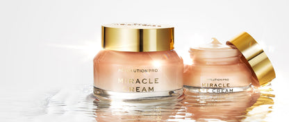 REVOLUTION Pro Miracle Water Cream