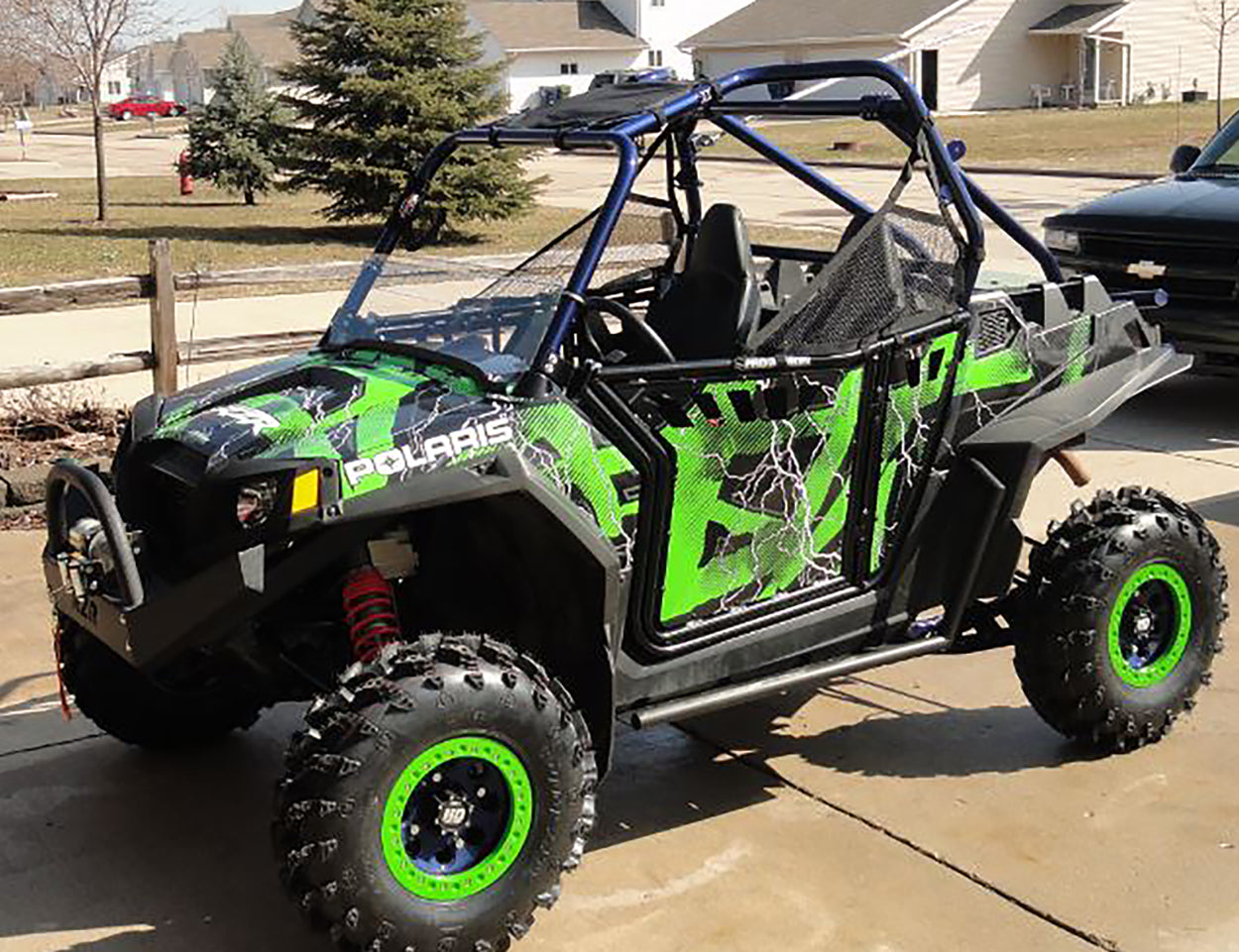 HARRYS RZR W/2CRT 5BLDS