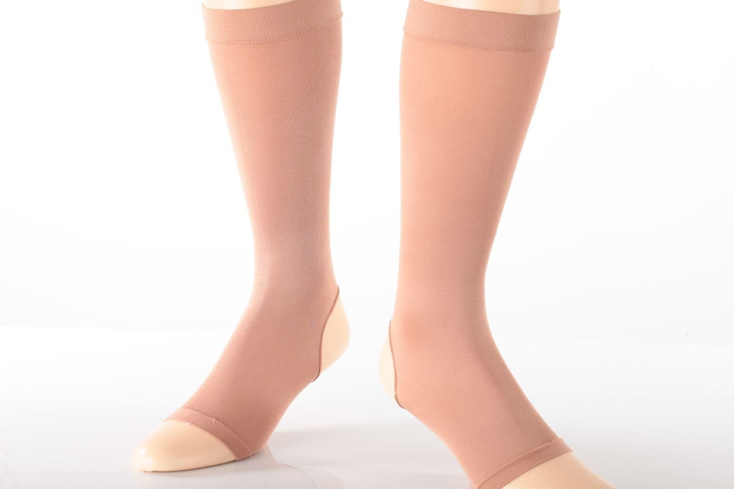 GNP STOCKING WMN KNEE OPQ 15-20MMHG BK L